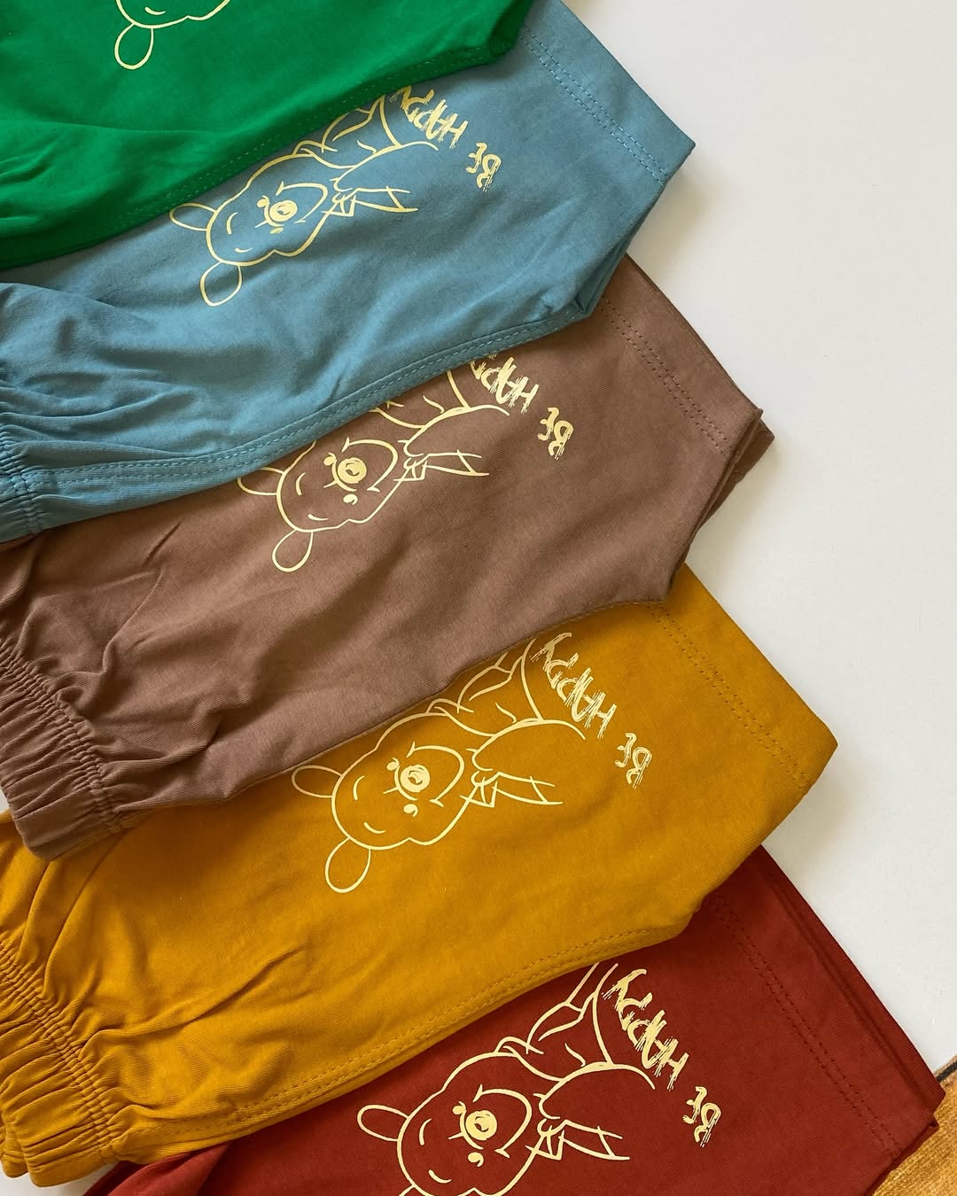 تیشرت و شلوارک اسپرت