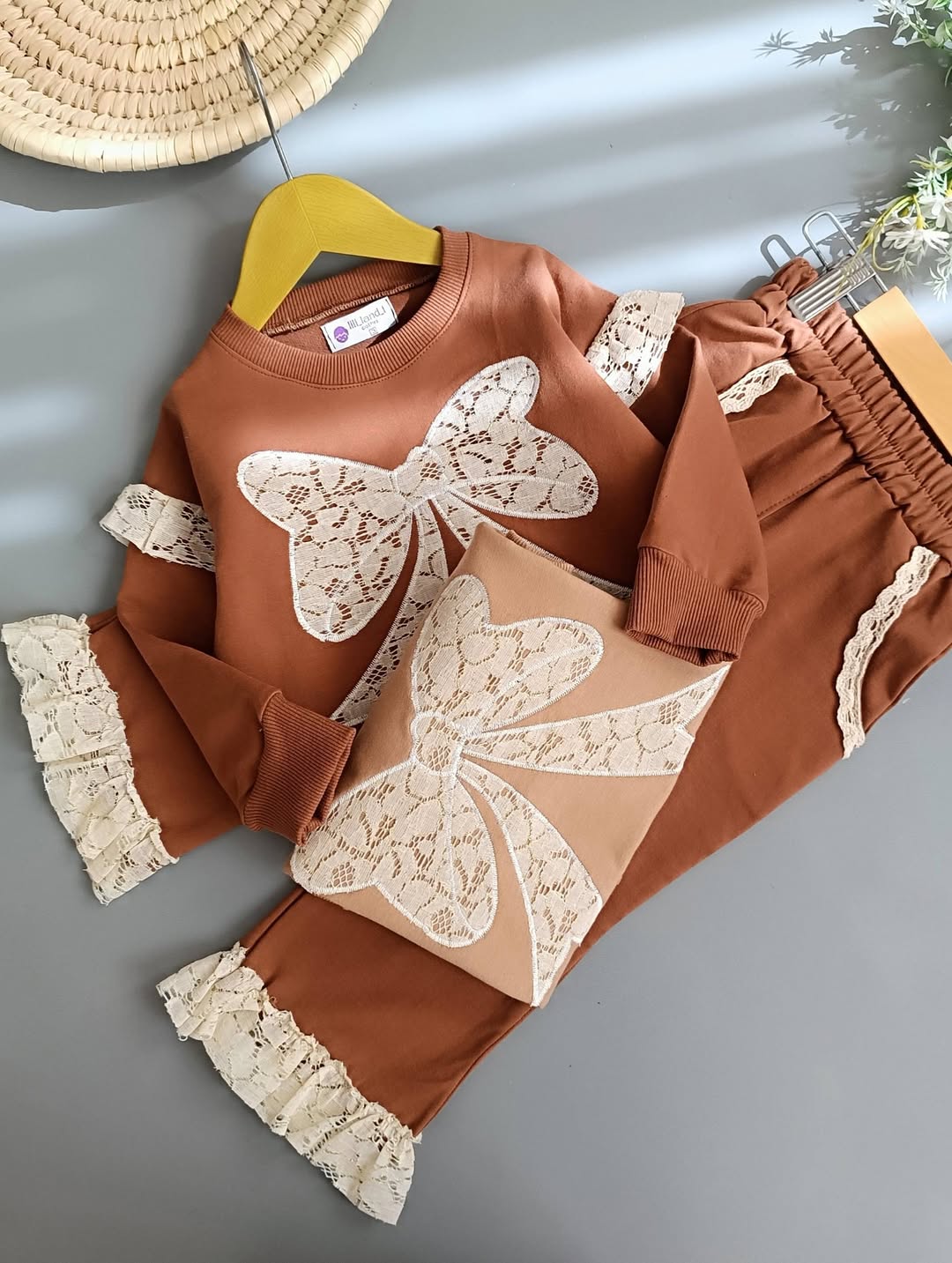 بلوز و شلوار دخترانه دانتل دوزی