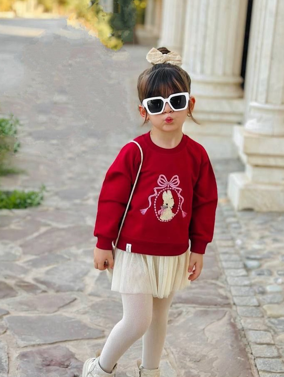 پیراهن قرمز یچگانه