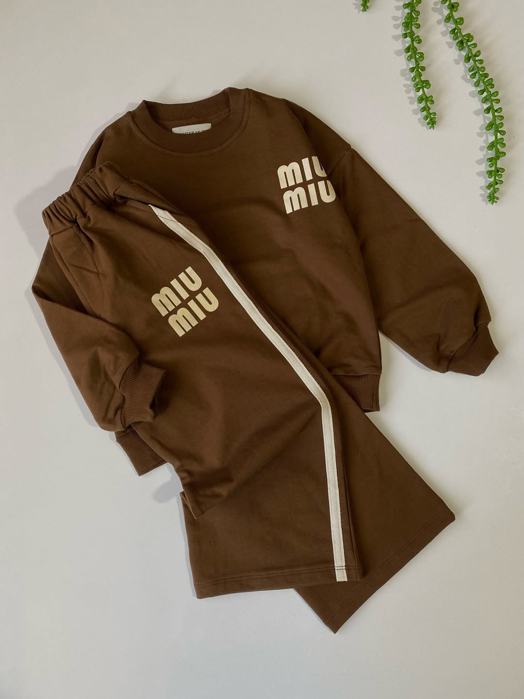 ست لش قهوه ای