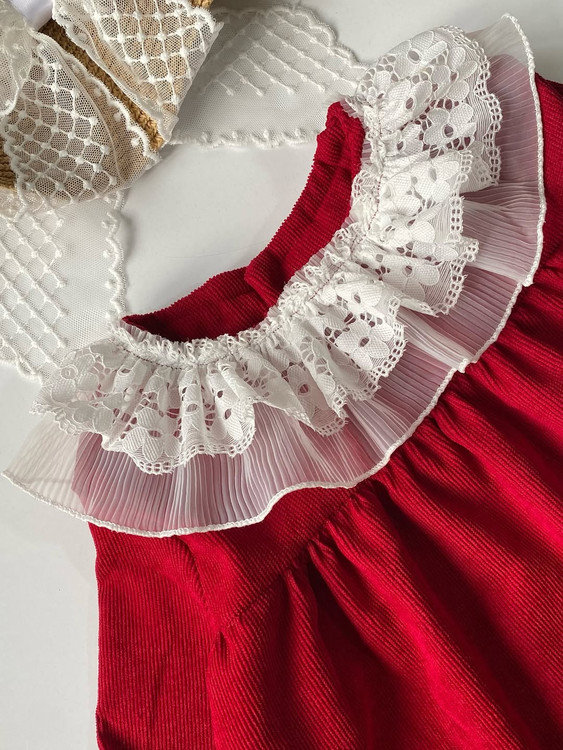 پیراهن قرمز