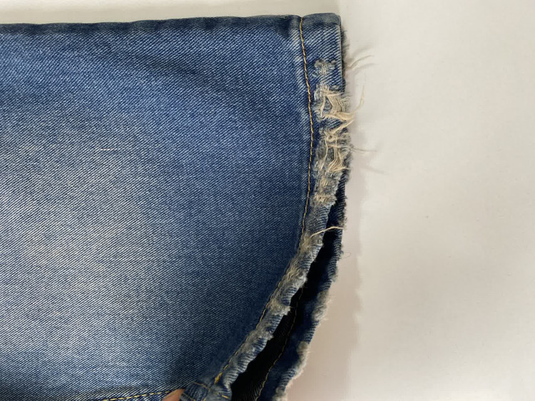 شلوار جین پیله دار